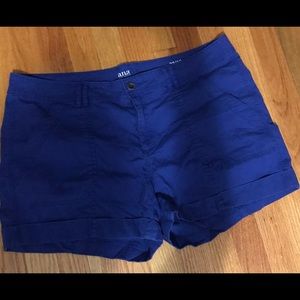 blue shorts